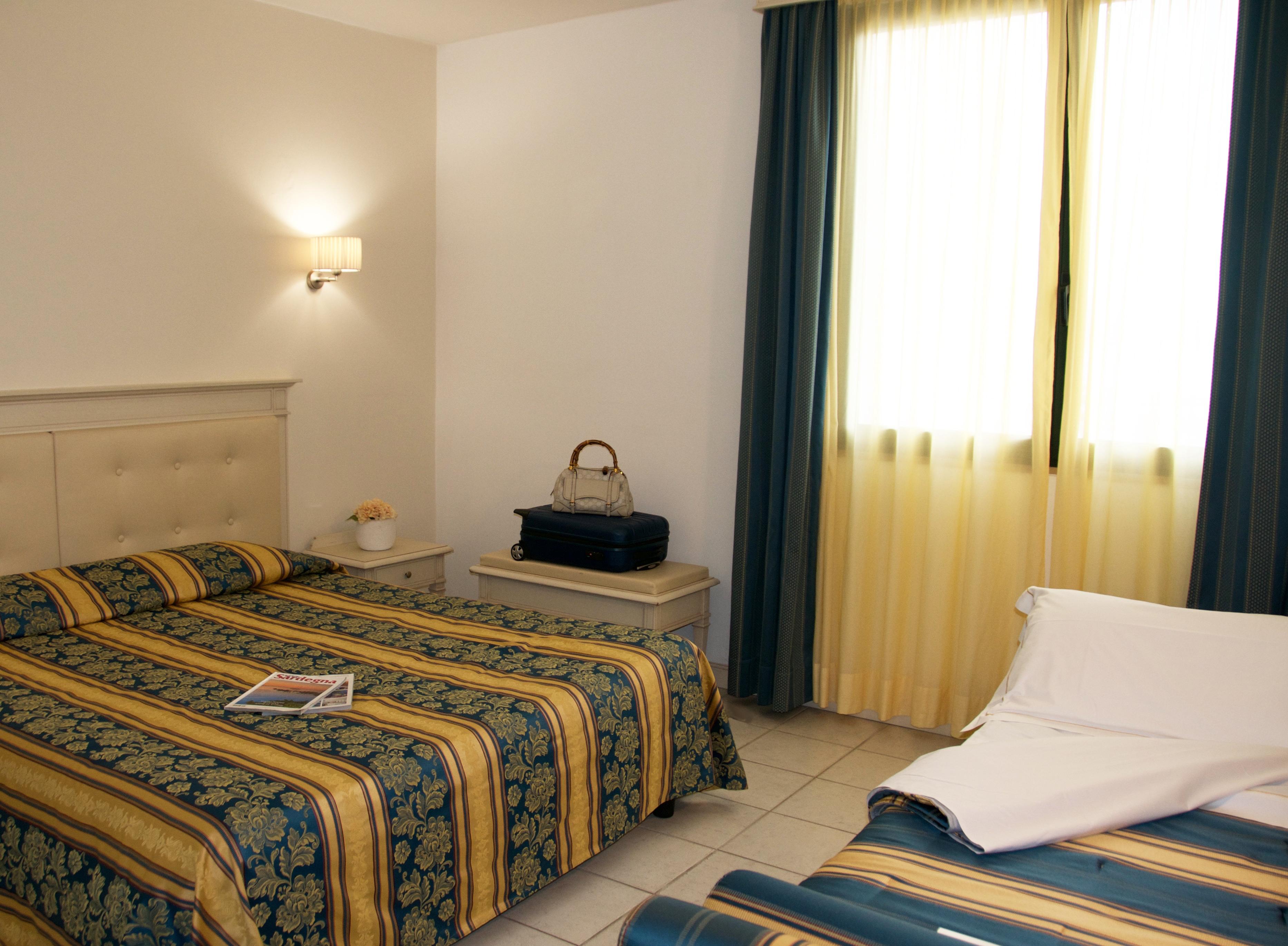 Hotel Catalunya Alghero Luaran gambar
