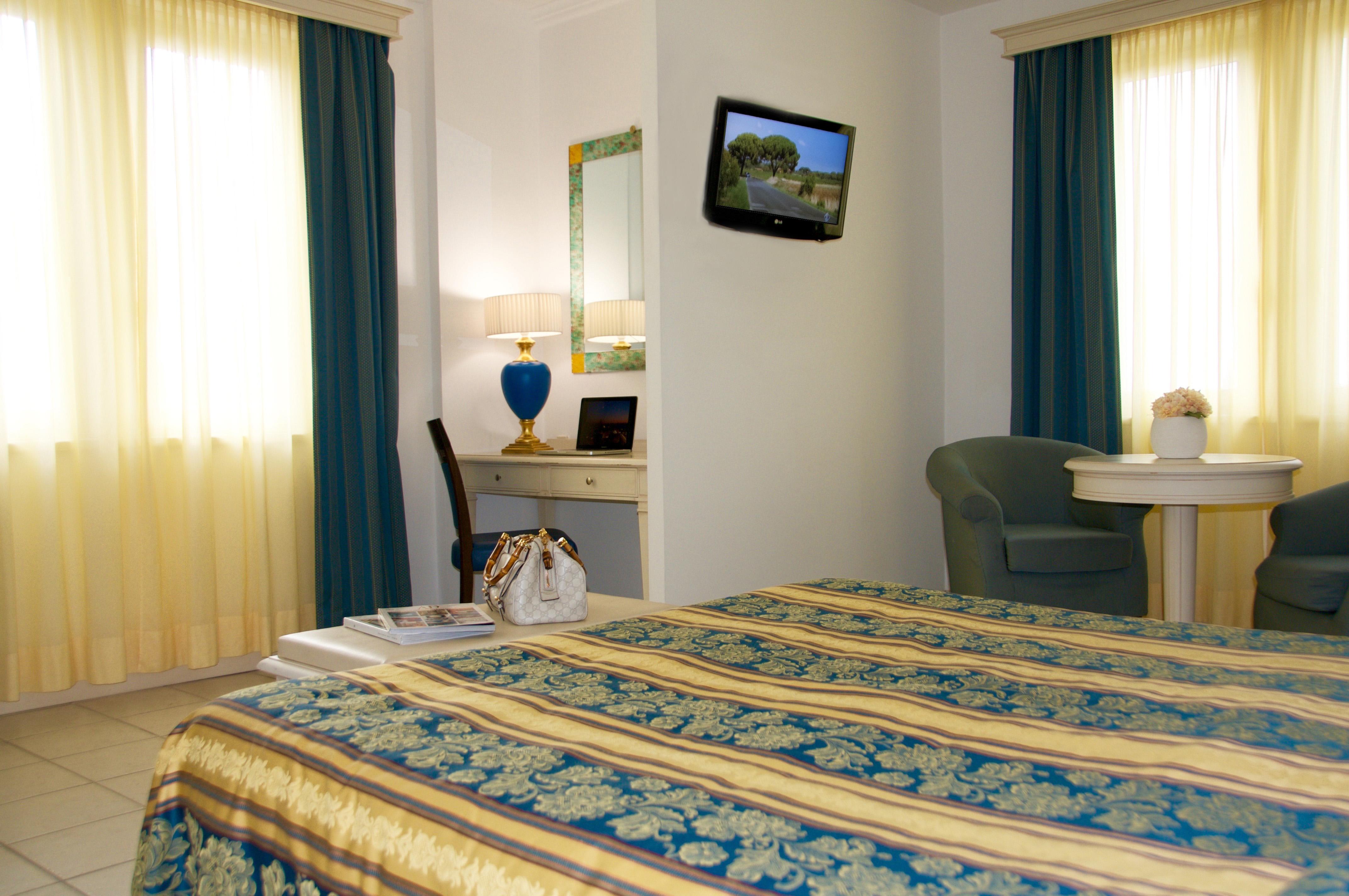 Hotel Catalunya Alghero Luaran gambar