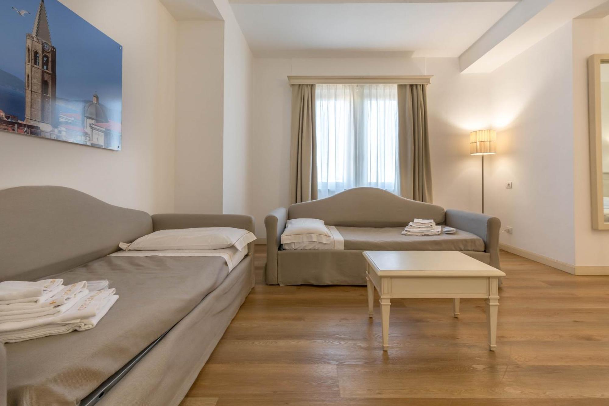 Hotel Catalunya Alghero Luaran gambar