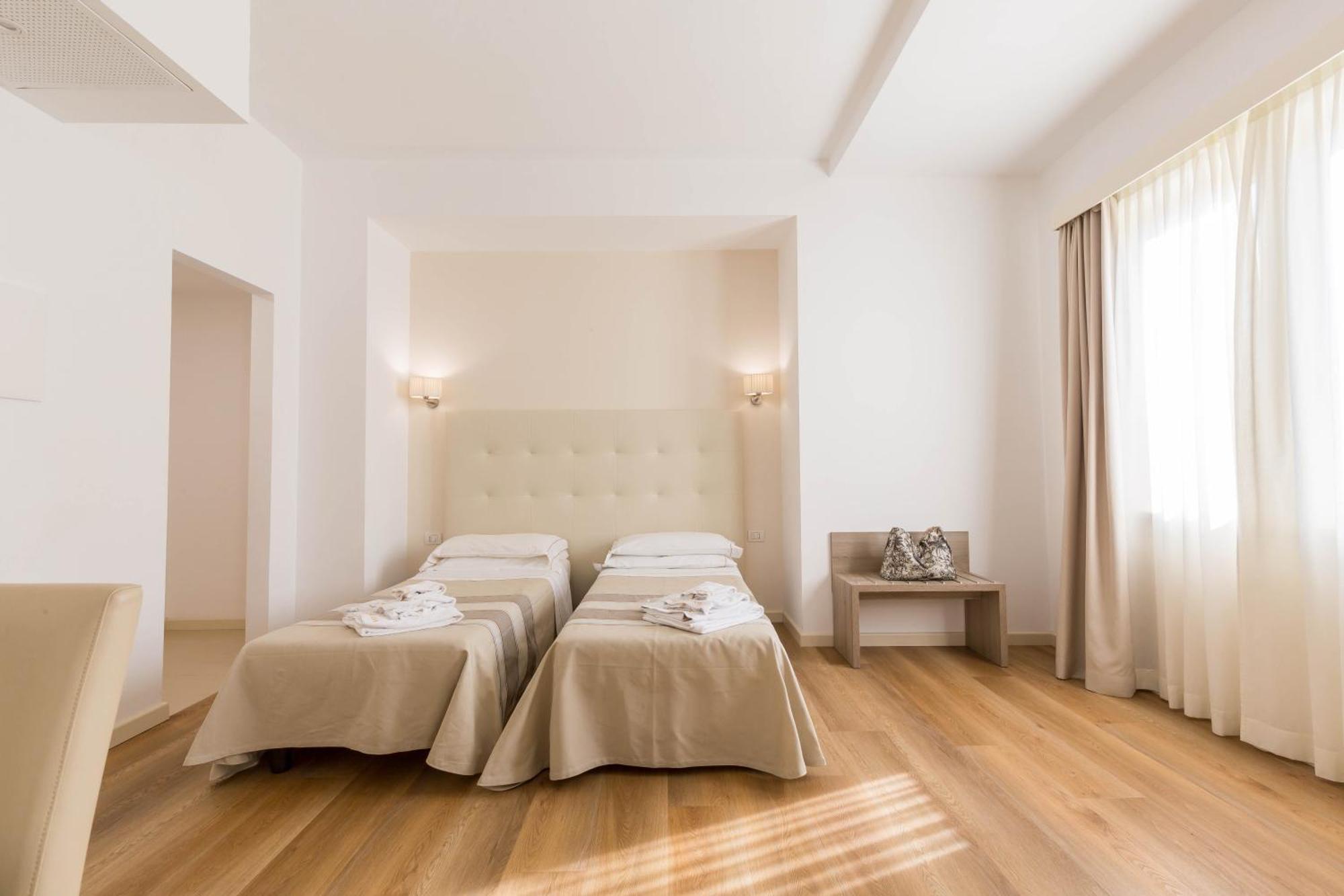 Hotel Catalunya Alghero Luaran gambar